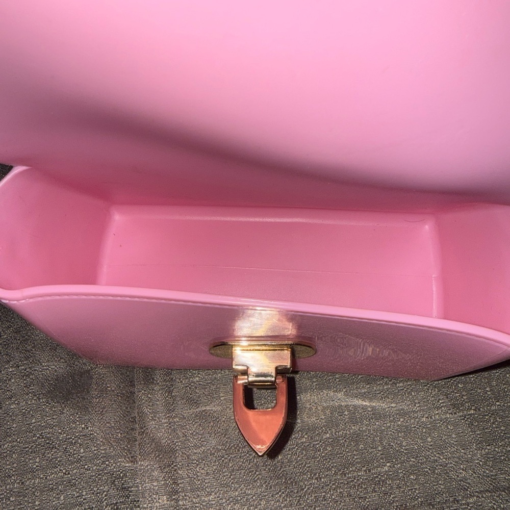 2/$35 NWOT Deluxity Pink Studded Chain Shoulder Bag - Picture 5 of 6